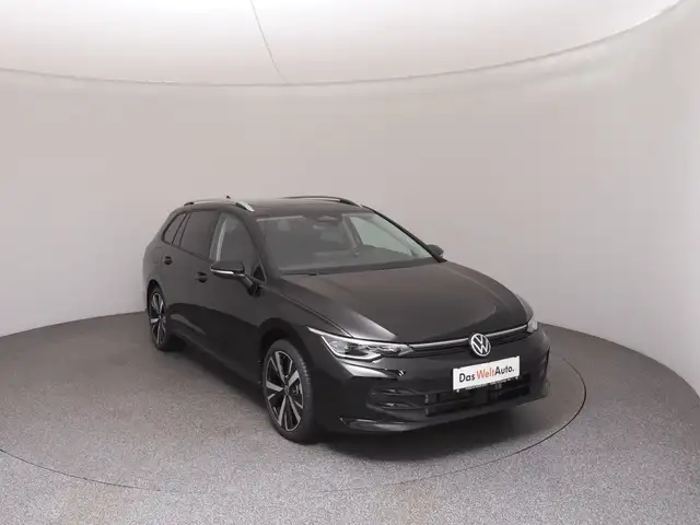 Volkswagen Golf view 2