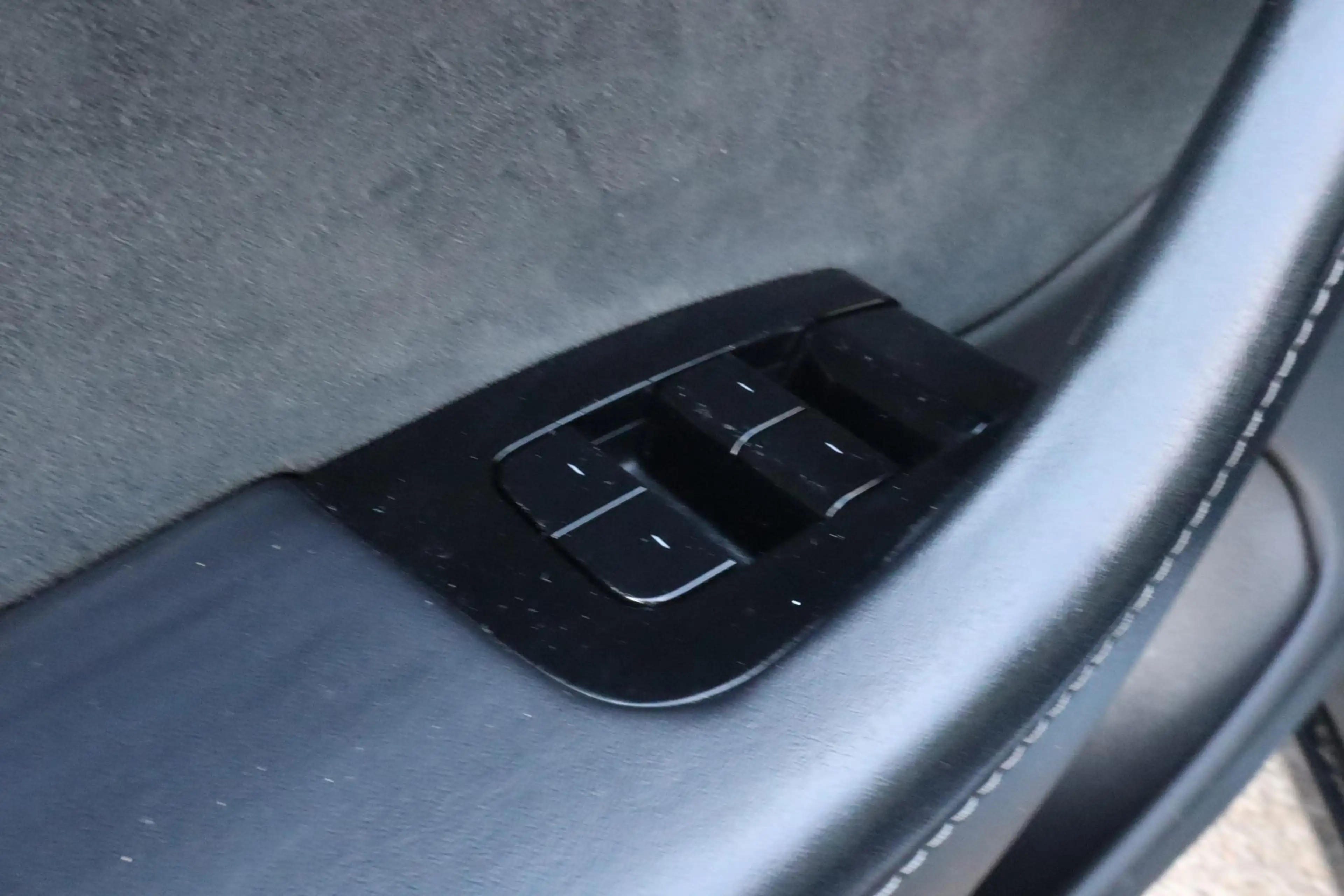 Tesla Model 3 Long Range AWD 75 kWh — photo 15
