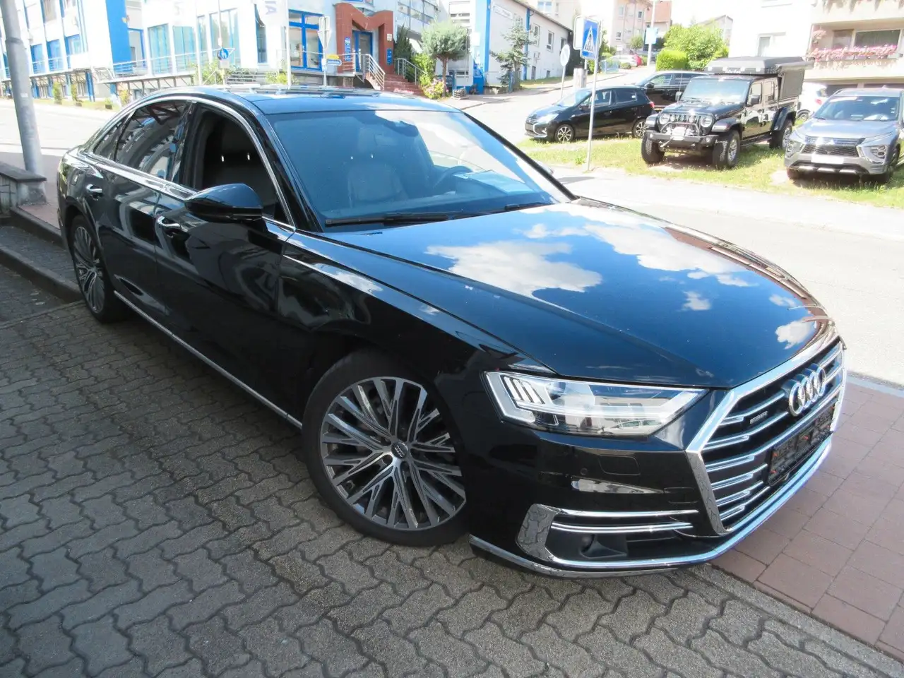 Audi A8