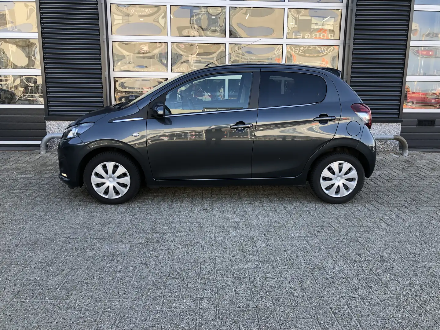 Peugeot 108 1.0 e-VTi Active | Cruise Control | Airco | Blueto Grau - 2