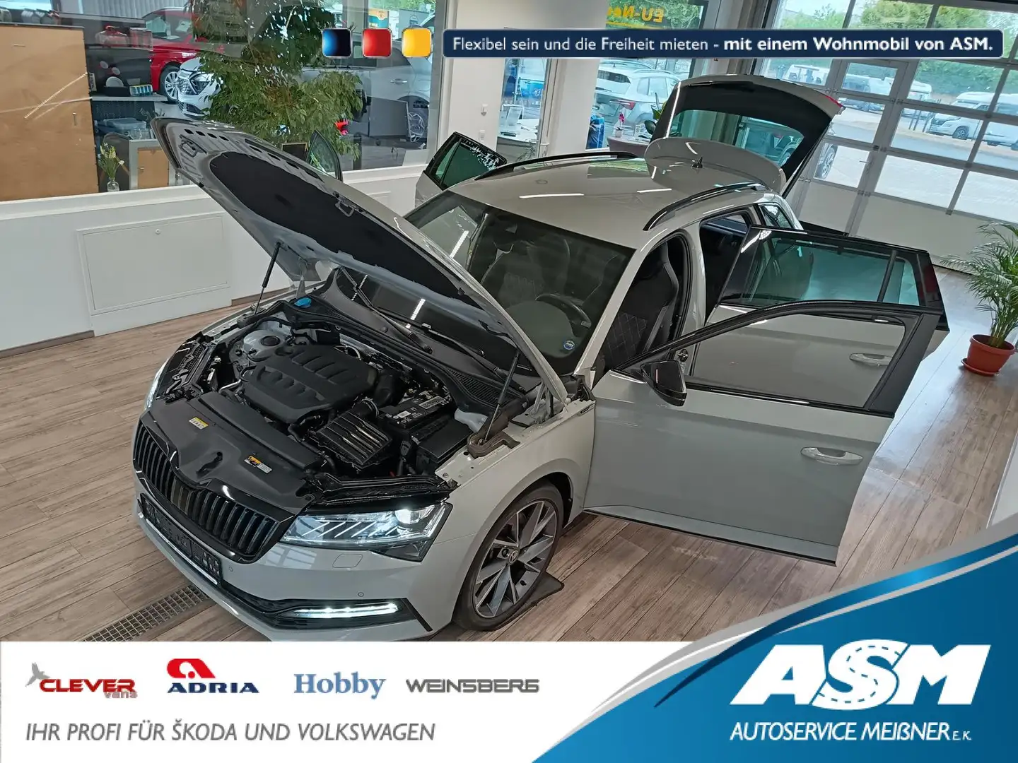 Skoda Superb Combi Sportline 2.0TSI DSG4x4*AHK*DCC*ACC Grau - 1