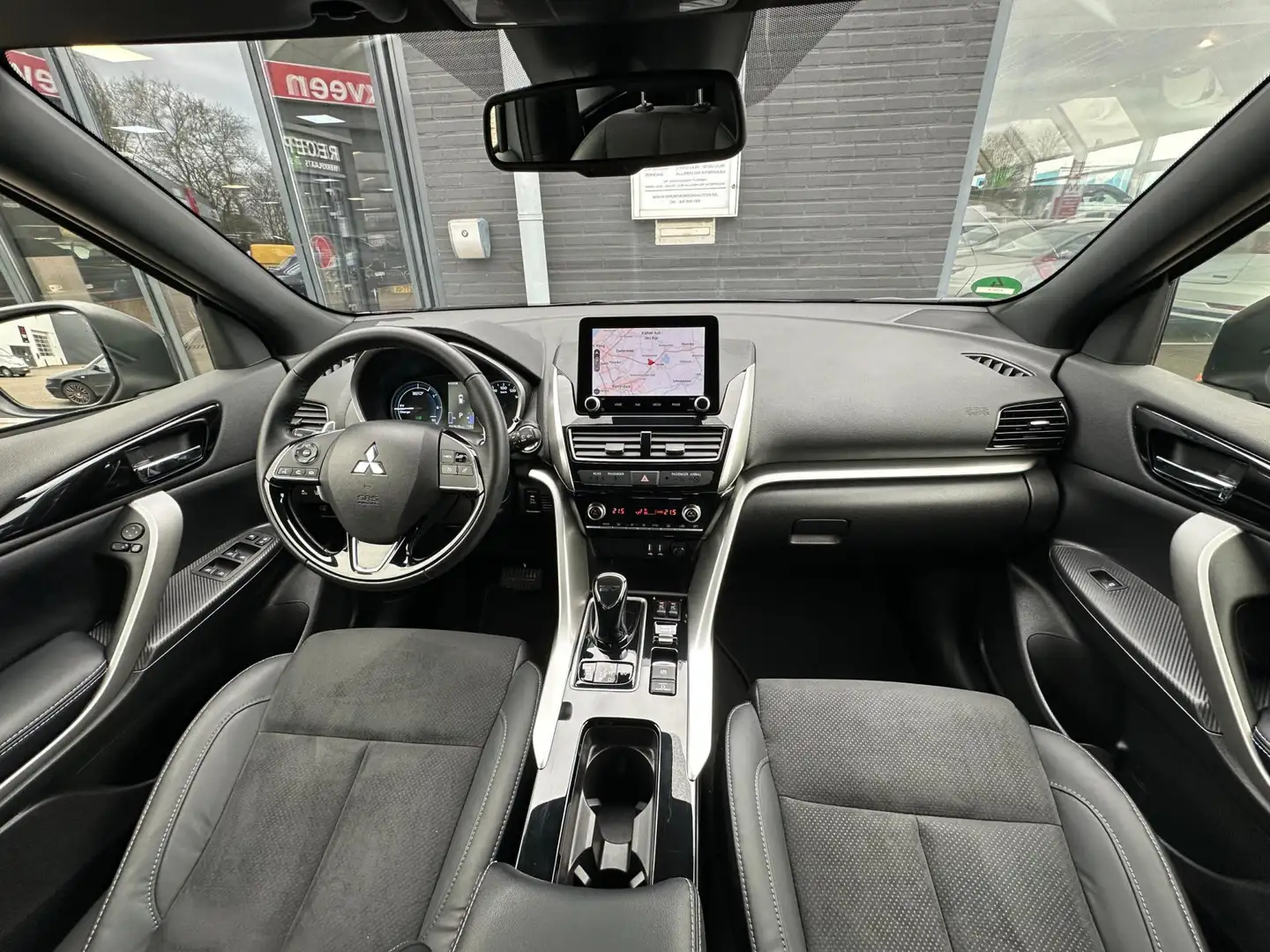 Mitsubishi Eclipse Cross 2.4 PHEV Business Intense+/NAVI/CAMERA/APP-CONNECT Grijs - 2