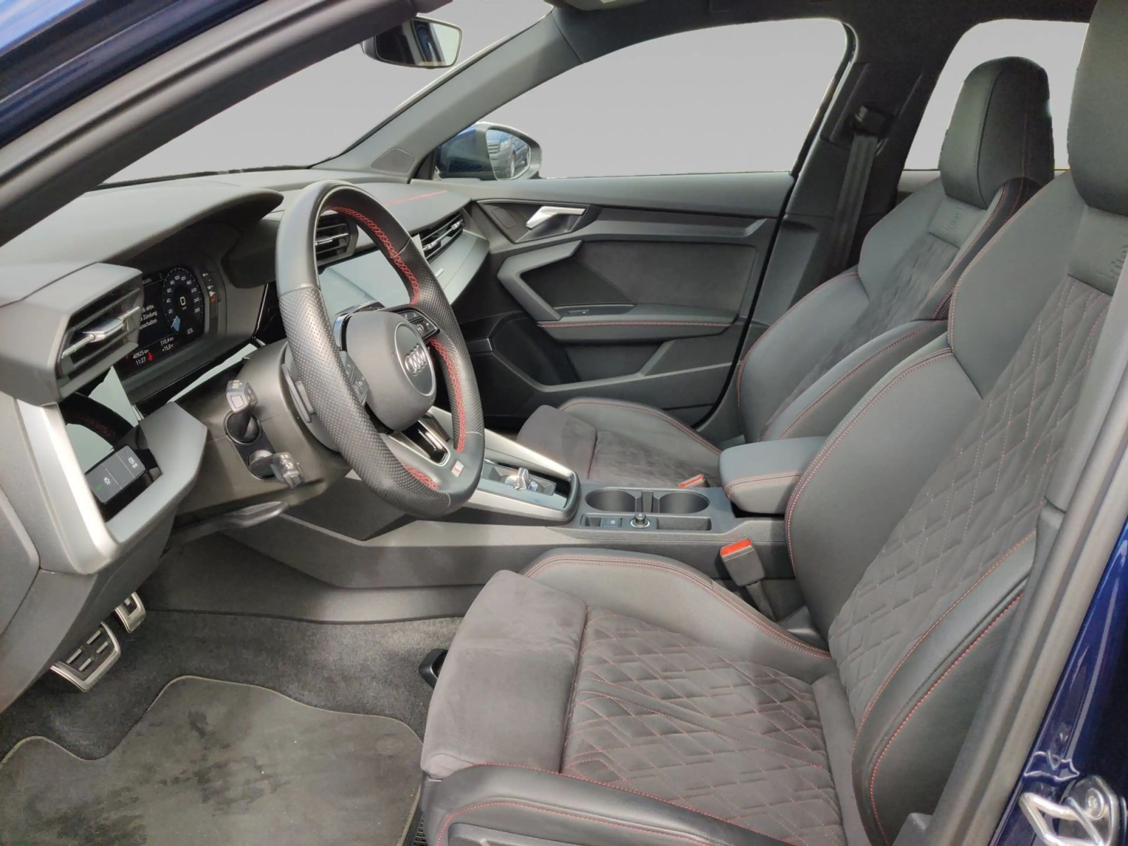 Audi A3 30 TFSI S line S-tronic B&O — photo 12