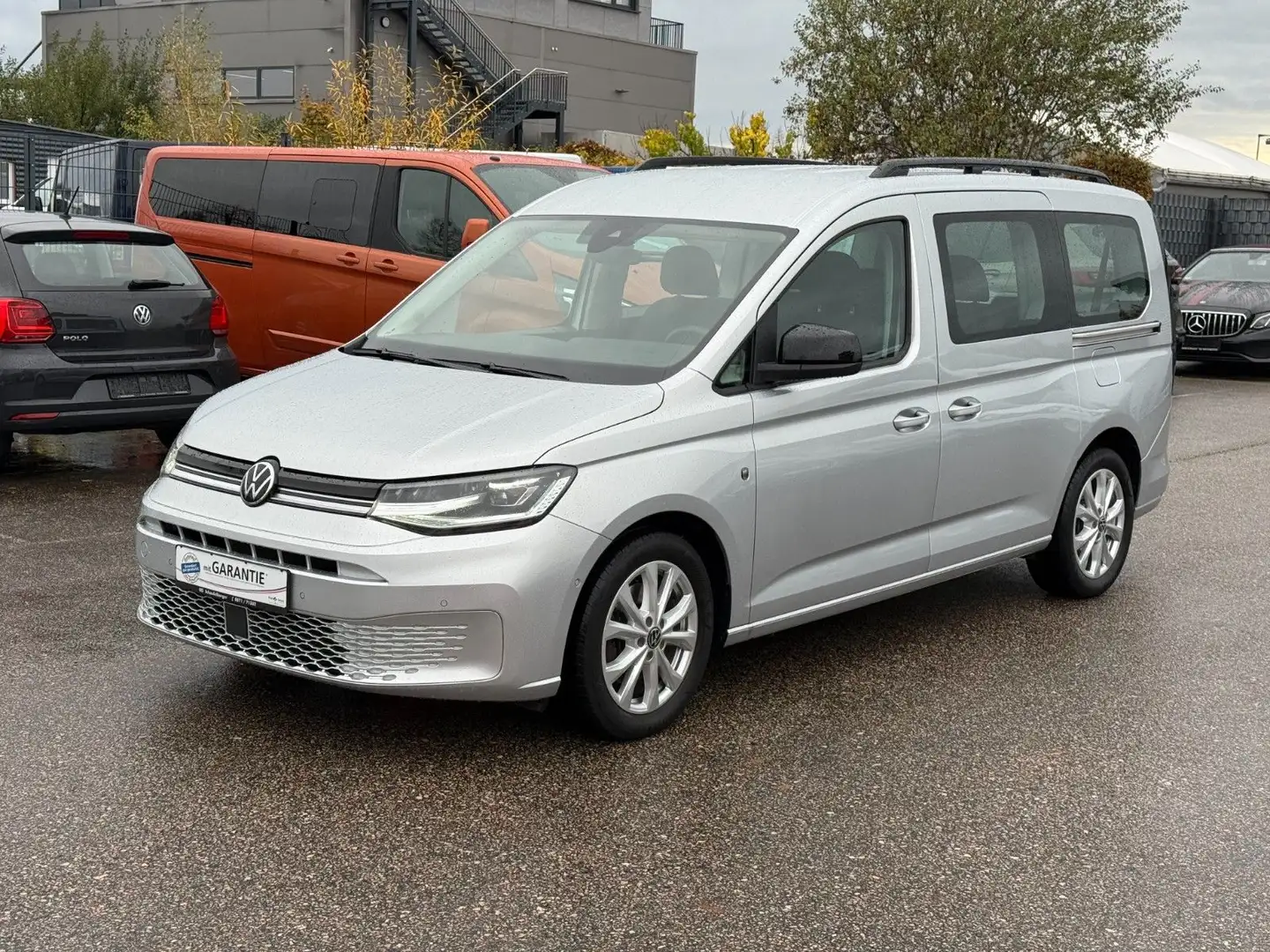 Volkswagen Caddy Maxi 2,0 TDI*7-SITZE*LED*AHK*8xALU*DAB* Silber - 1