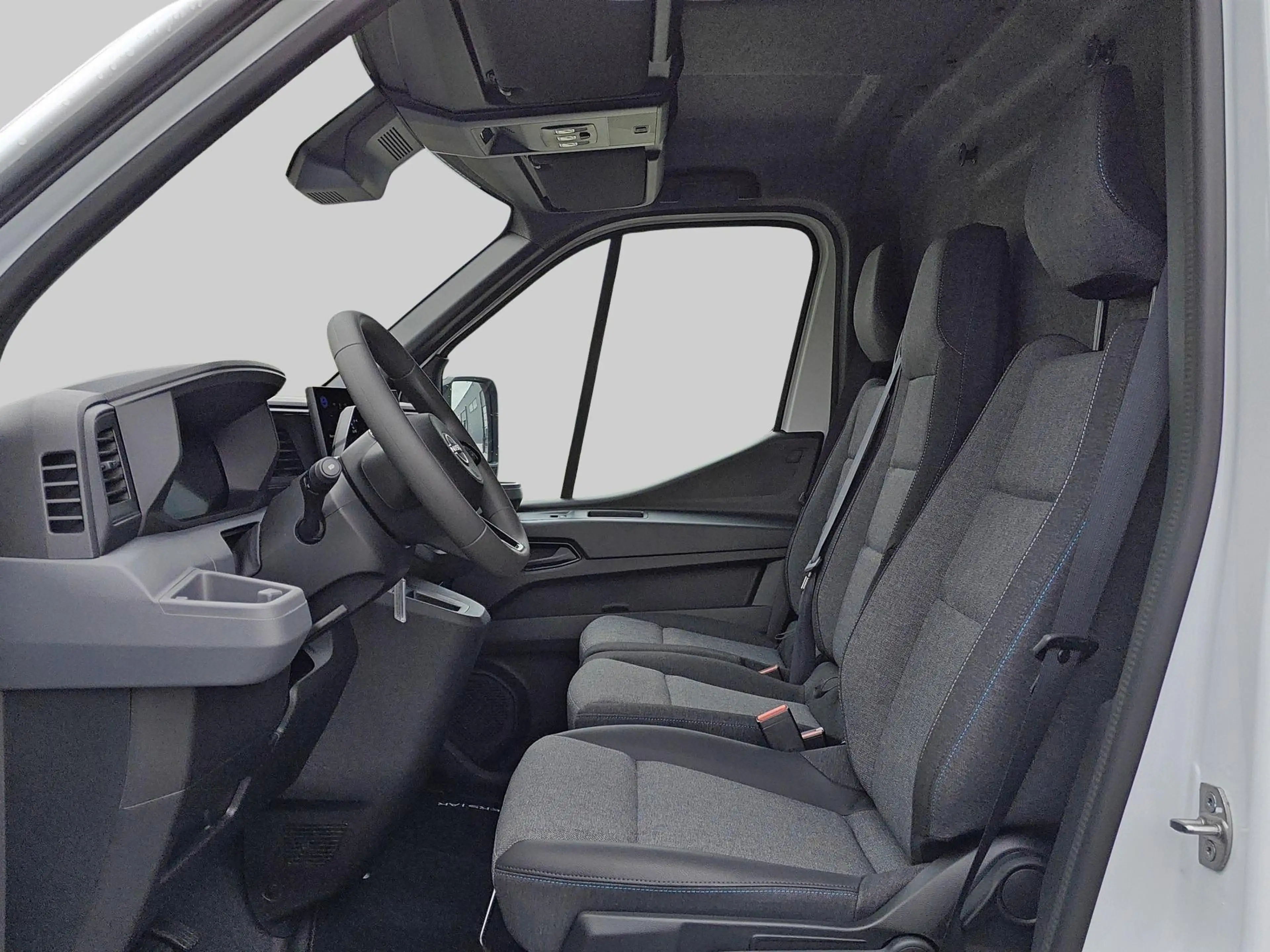 Nissan Interstar Interstar-e L2H2 Limited 87 kWh | Achteruitrijcame — photo 12