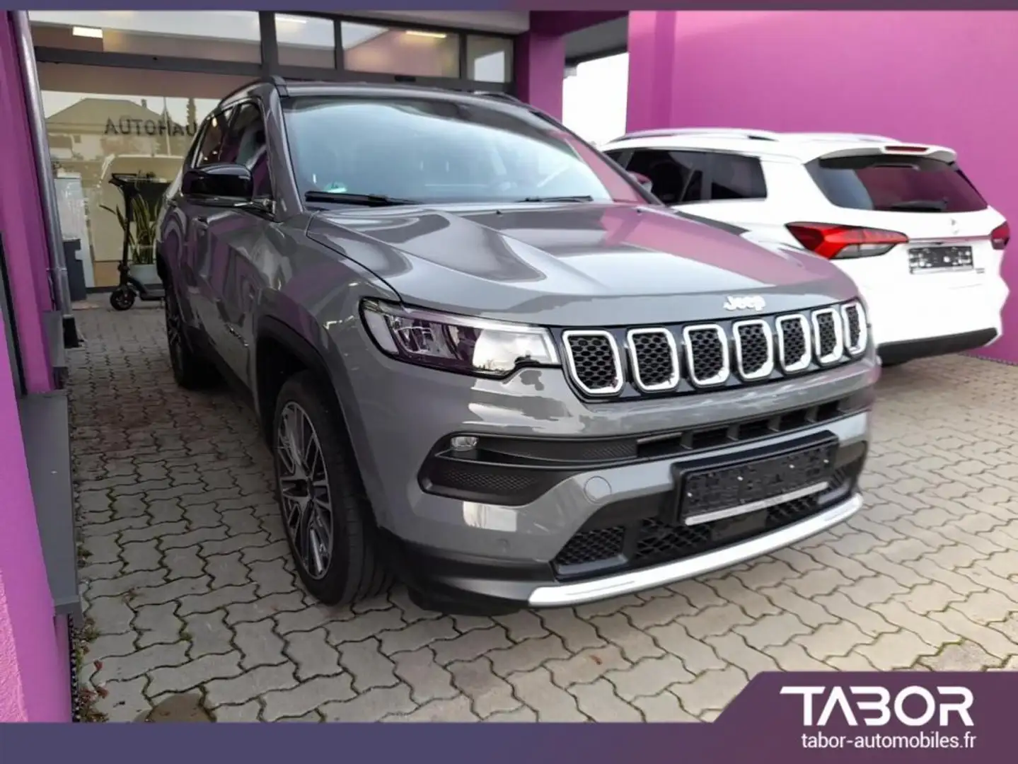 Jeep Compass 1.3 MultiAir 150 DCT Limited GPS Grau - 2