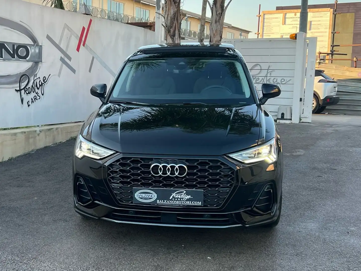 Audi Q3 SPORTBACK 35 2.0TDI S-line edition KM0 2024 Black - 2