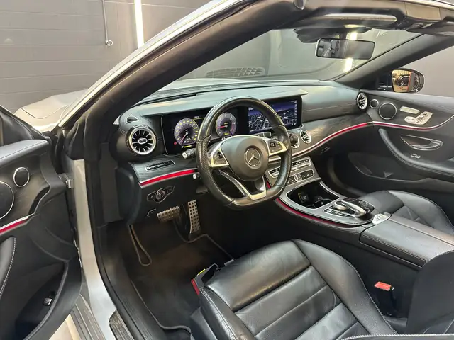 Mercedes-Benz E-Class view 5