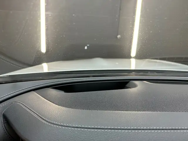 Mercedes-Benz E-Class view 15
