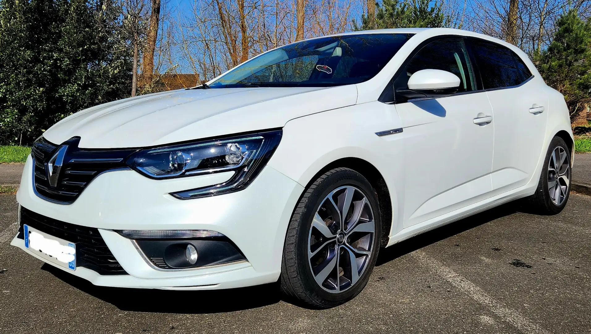Renault Megane Mégane IV Berline dCi 110 série Bose - 1