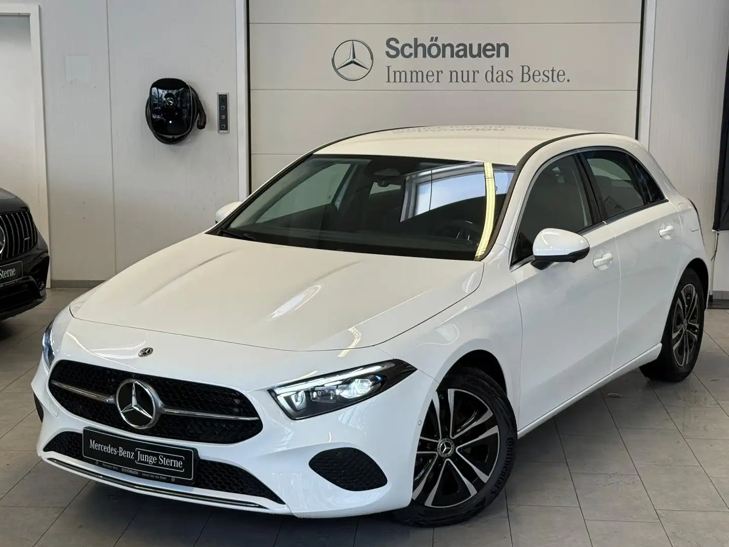 Mercedes-Benz A 200 Progressive DISTR+MBEAM+AHK+360°+TOTW+DAB Weiß - 1