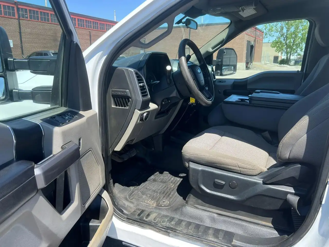 Ford F 350 снимка Ford F 350