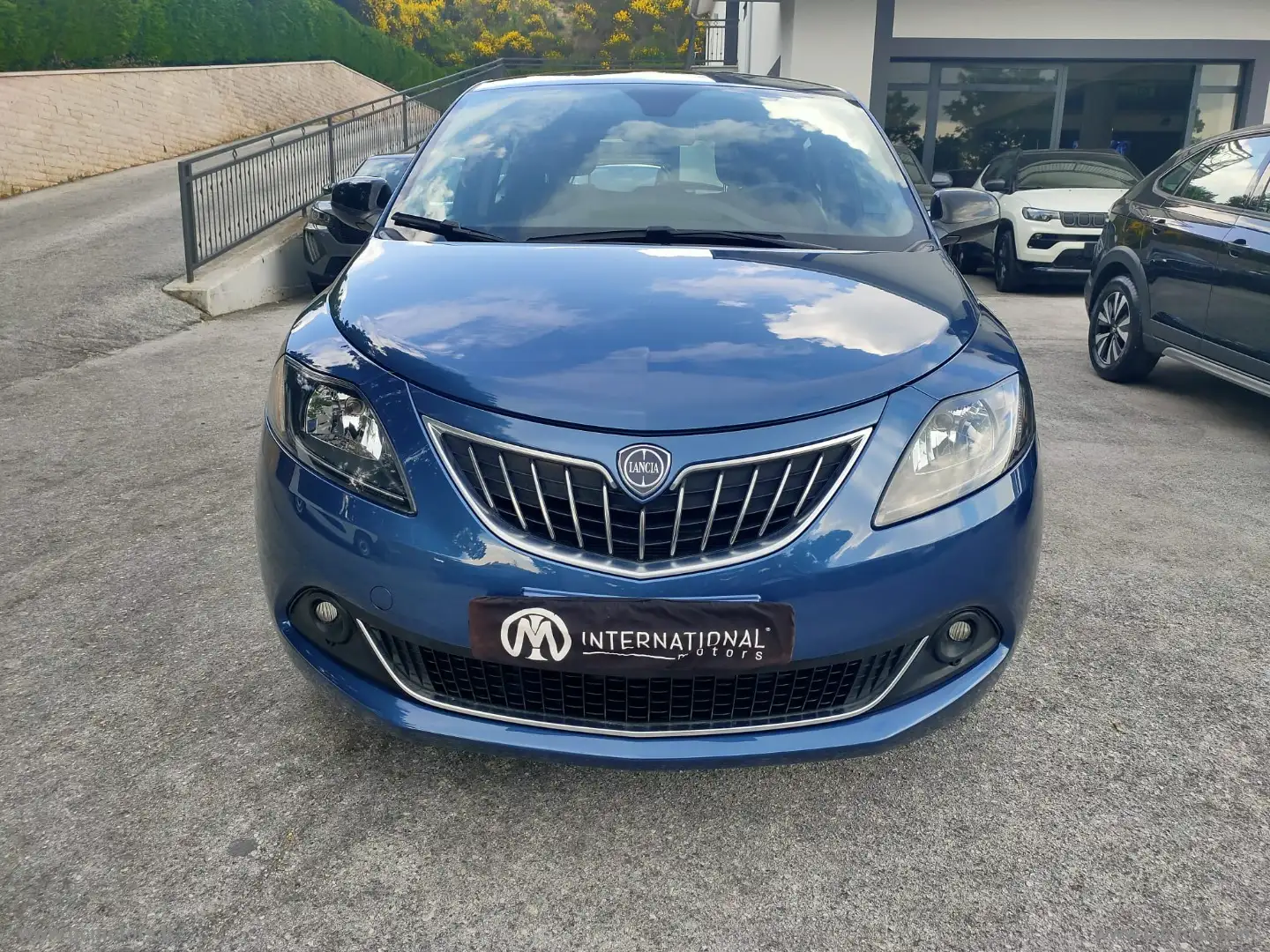 Lancia Ypsilon 1.0 FireFly 5p.S&S Hybryd Gold Blu/Azzurro - 2