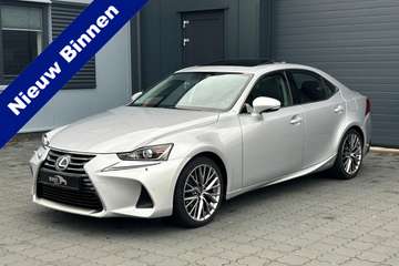 300h Hybrid Sport Edition SUNROOF LEER 18"