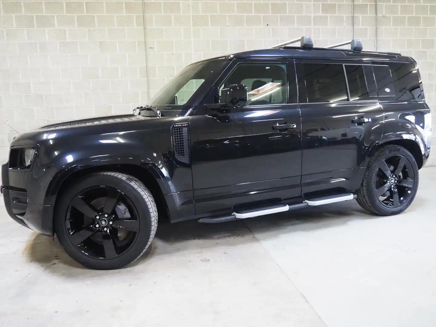 Land Rover Defender Full Hybrid|Full black|Carplay|360°|Luchtvering Noir - 2