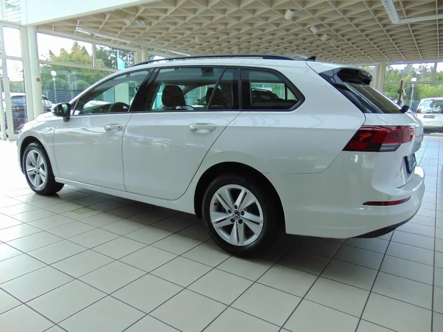 Volkswagen Golf Variant Life 2.0 TDI NAVI/ACC/APPconnect/LE Weiß - 2