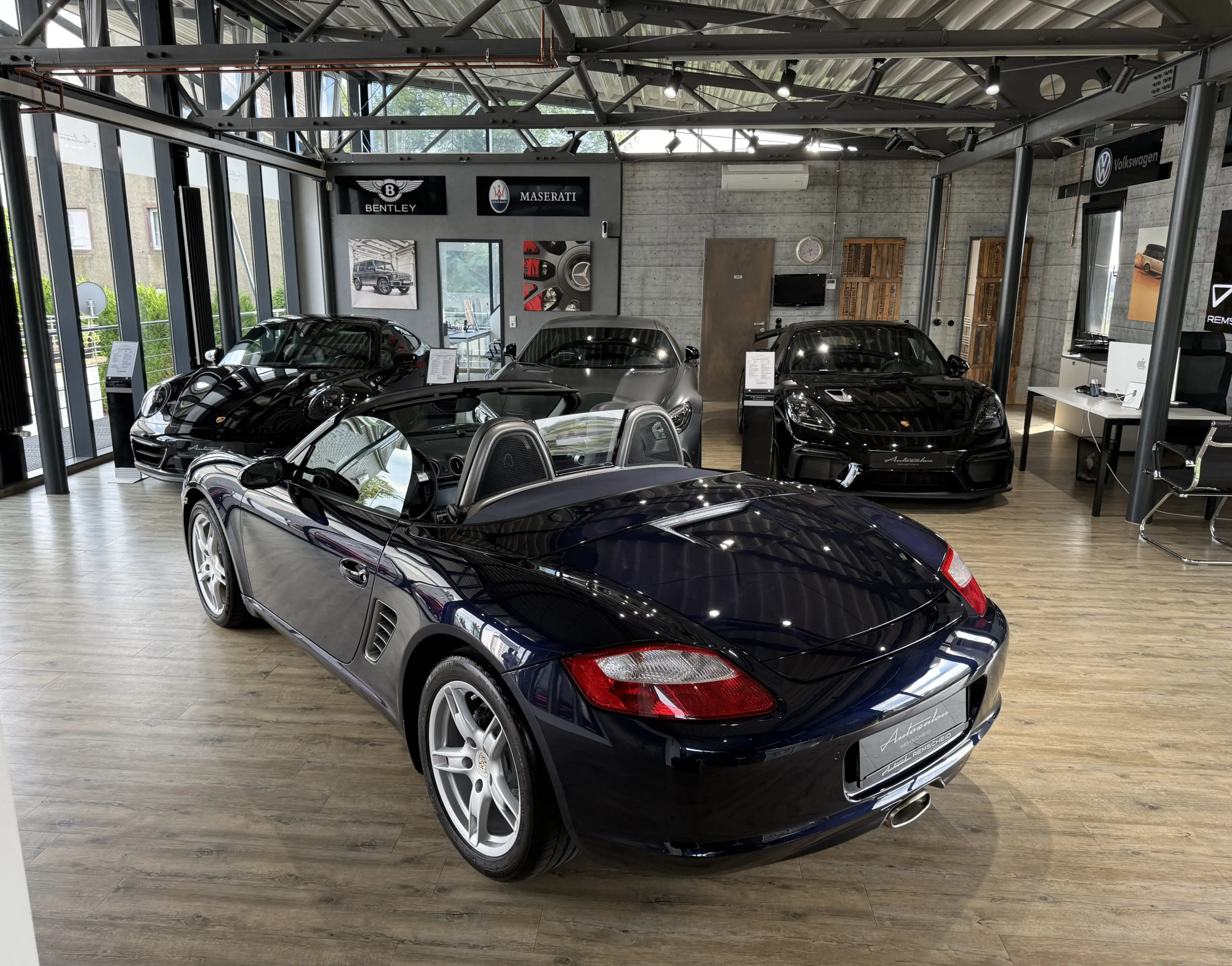 Porsche Boxster 2.7*SCHALTER*NAVI*BI-XENON*DEUTSCH* — photo 7