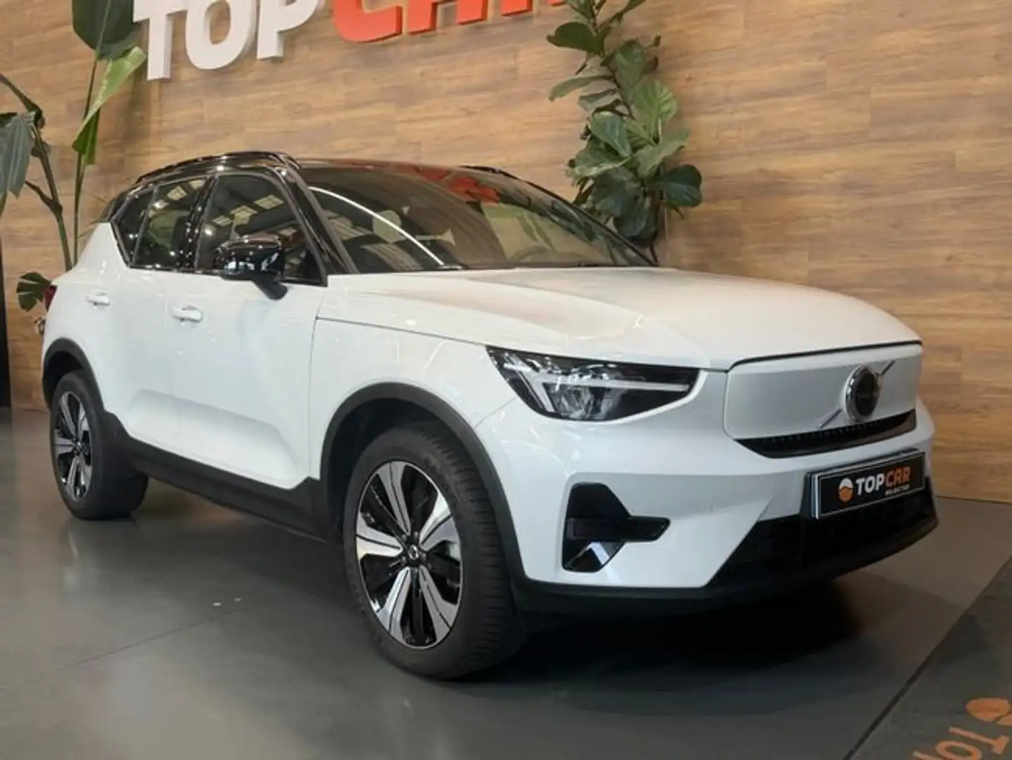 Volvo XC40 Recharge Electrico PLus Blanco - 2
