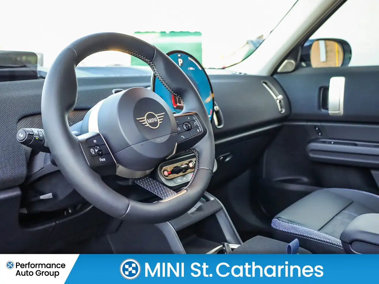 MINI Countryman снимка MINI Countryman