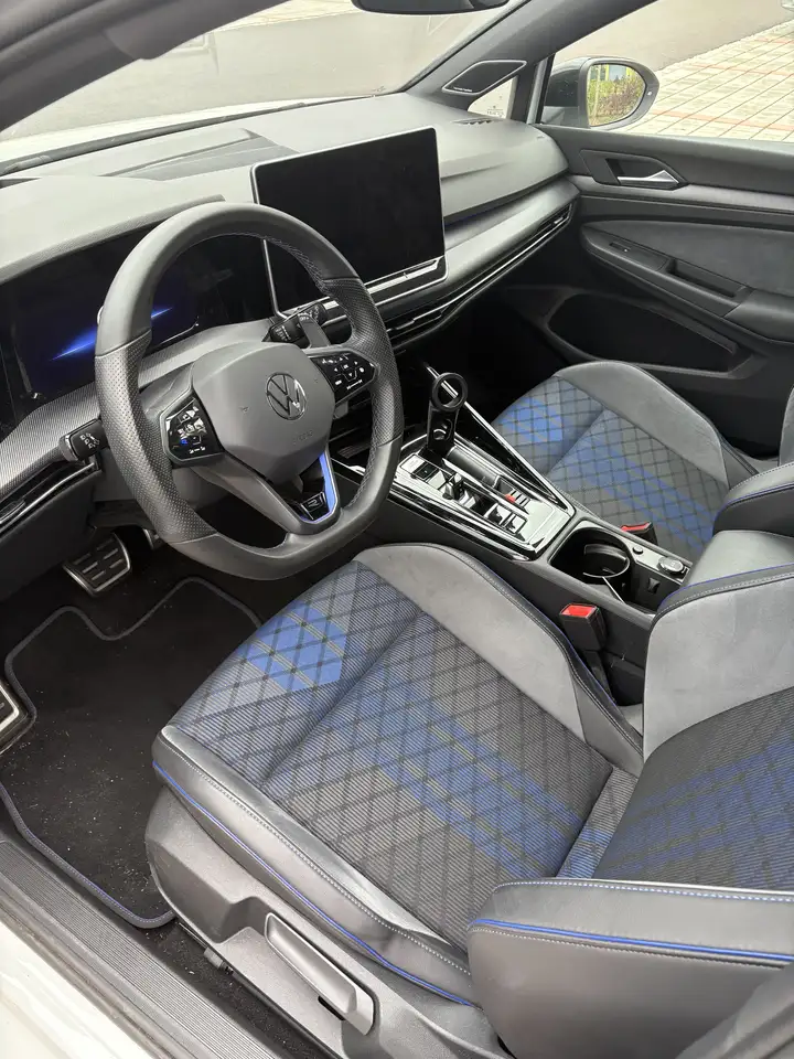 Volkswagen Golf R