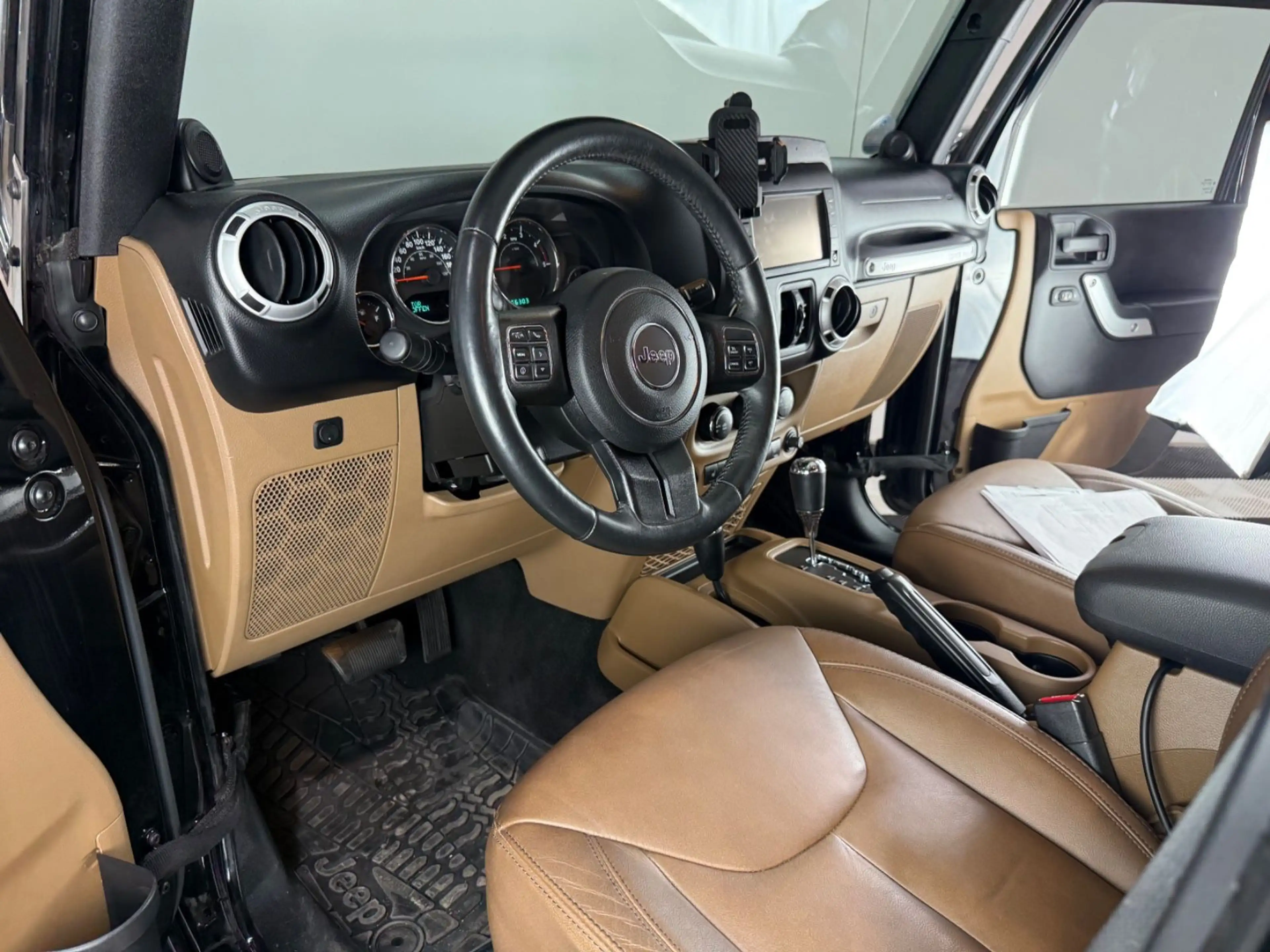 Jeep Wrangler Unlimited Indian Summer 2.8 CRD Autom. — photo 12