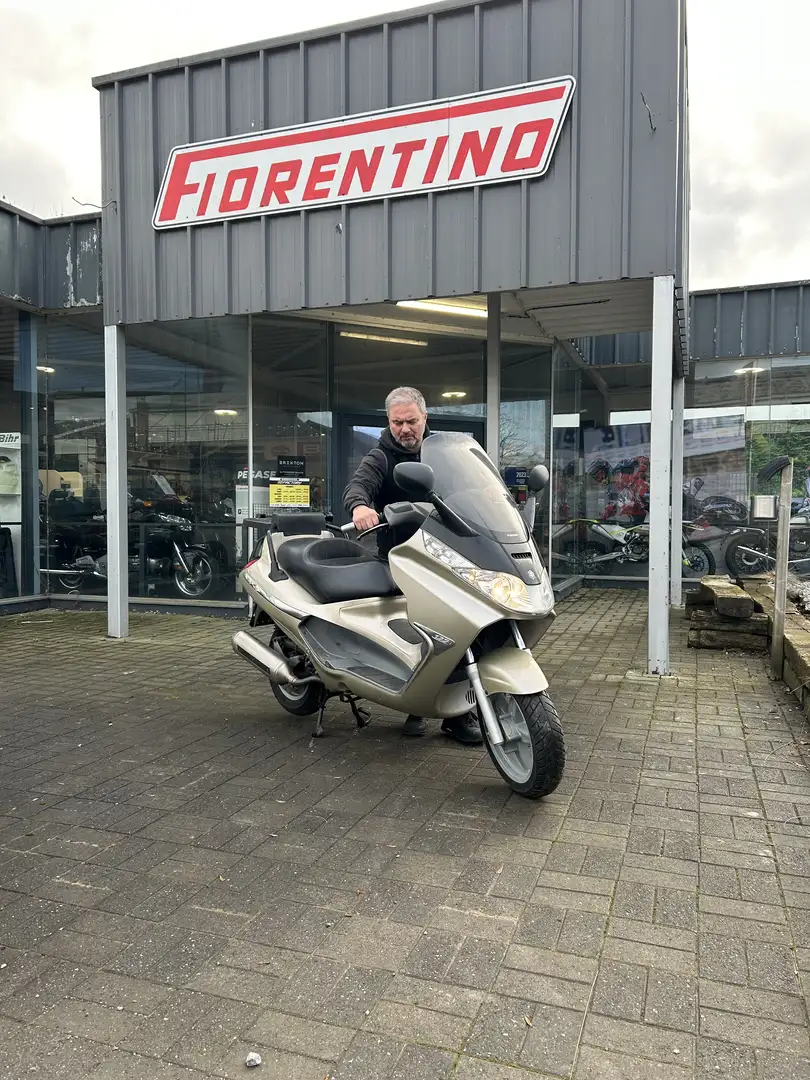 Piaggio X 8 en super etat sort de revision Bronce - 1