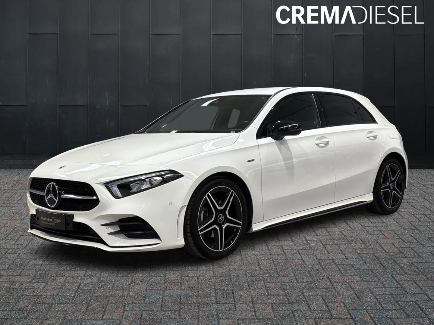 Mercedes-Benz A 180 MERCEDES A 180 d Premium Night Edition Auto Bianco - 1