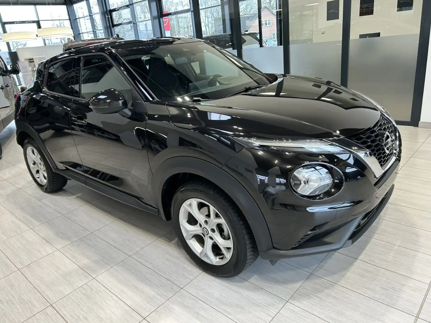 Nissan Juke DIG-T 117 DCT N-Connecta 360° Rundumsicht Noir - 2