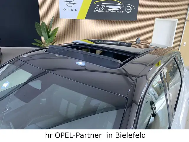 Opel Grandland view 8