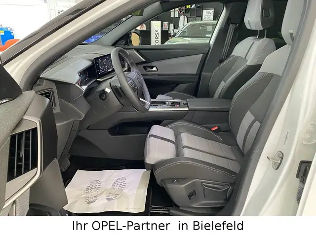 Opel Grandland view 13