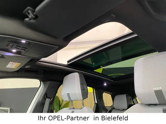 Opel Grandland view 9