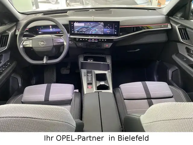 Opel Grandland view 14
