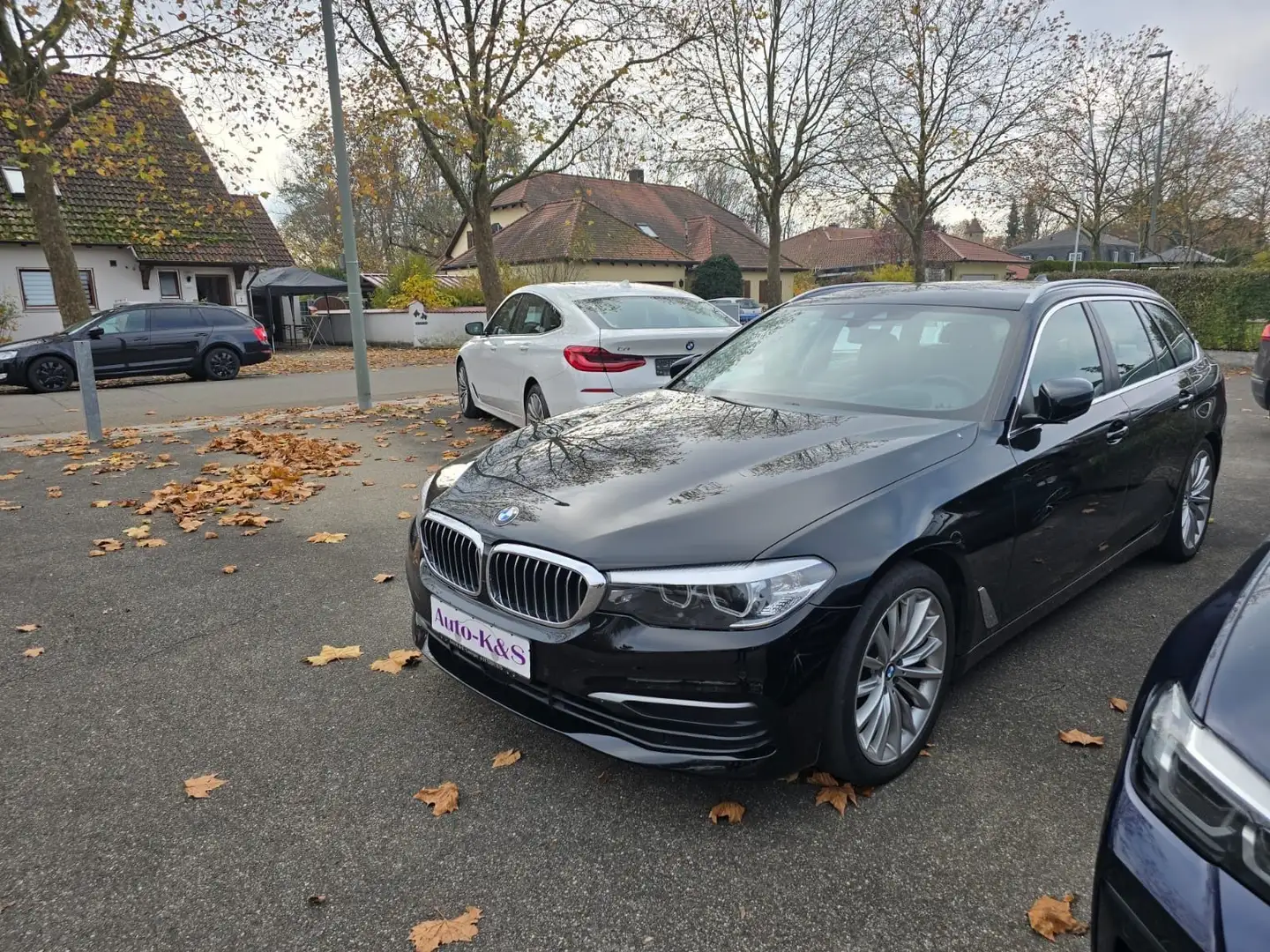 BMW 530 d Touring,Sport Line,Leder,Navi,Driving Plus Schwarz - 1