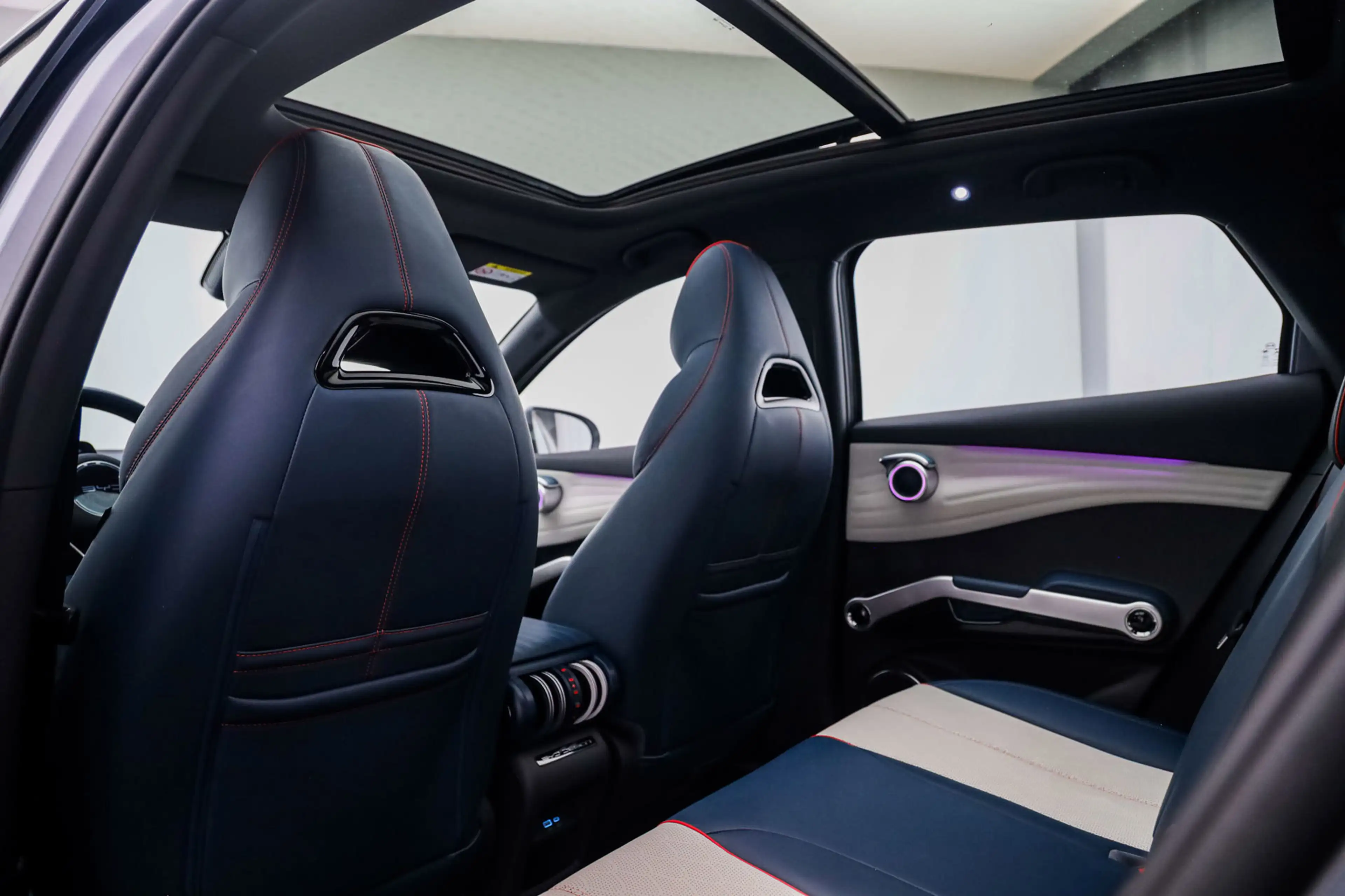 BYD Atto 3 Design 60 kWh |*55 STUKS* | 204 PK | Pano/dak | Ad — photo 41