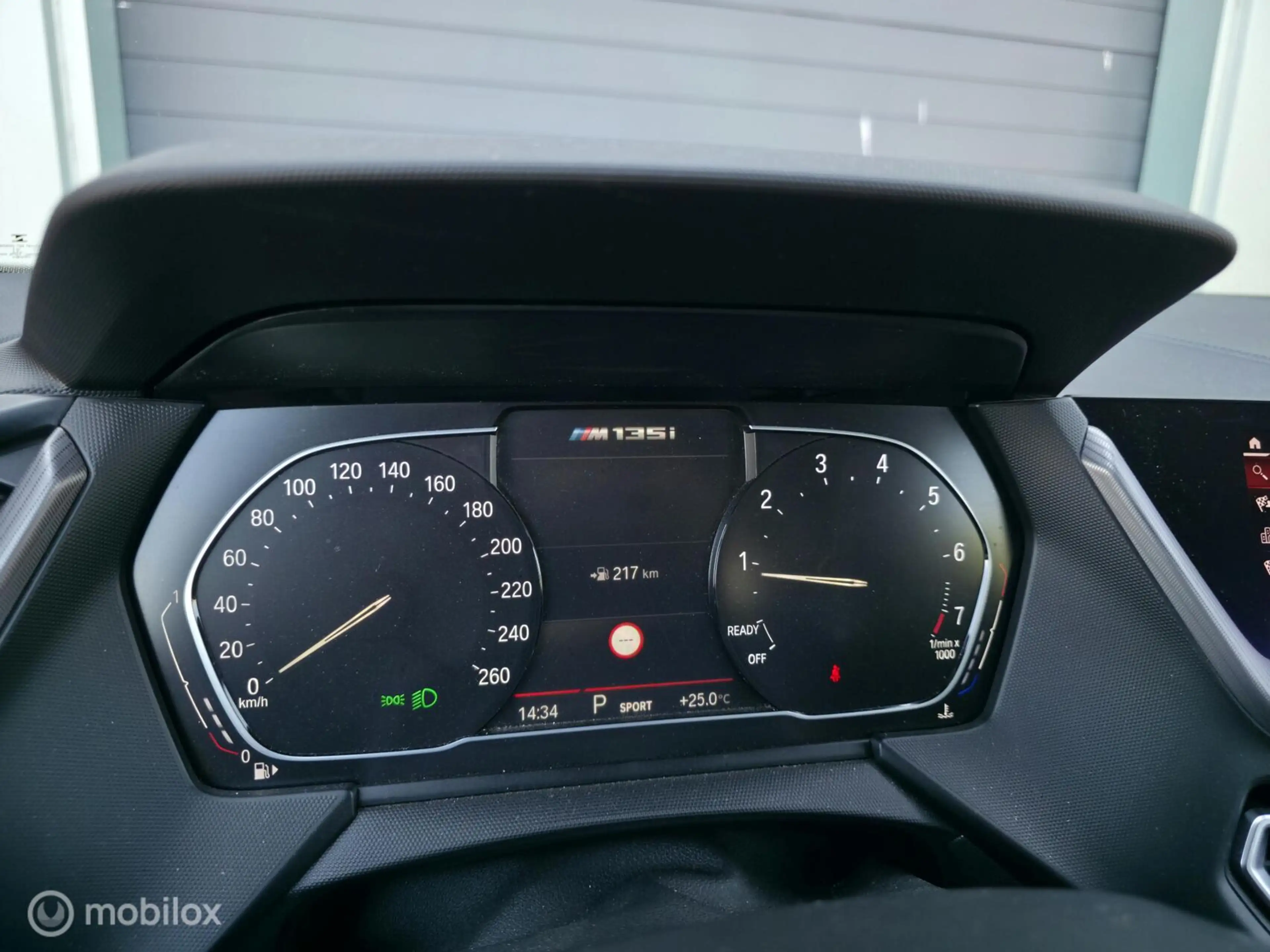 BMW 135 1-serie M135i xDrive / Navi / Carplay / Trekh. / 1 — photo 18