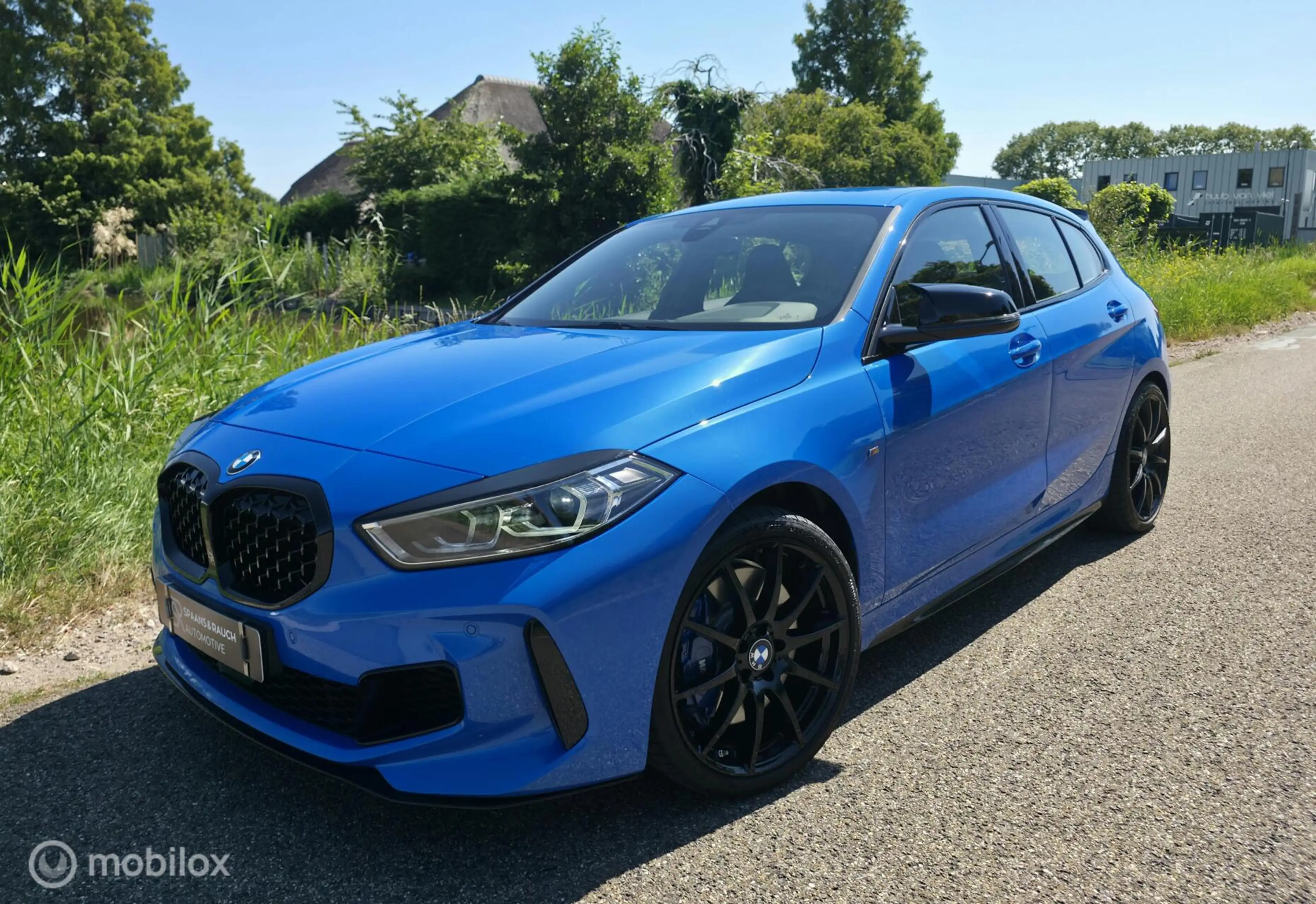 BMW 135 1-serie M135i xDrive / Navi / Carplay / Trekh. / 1
