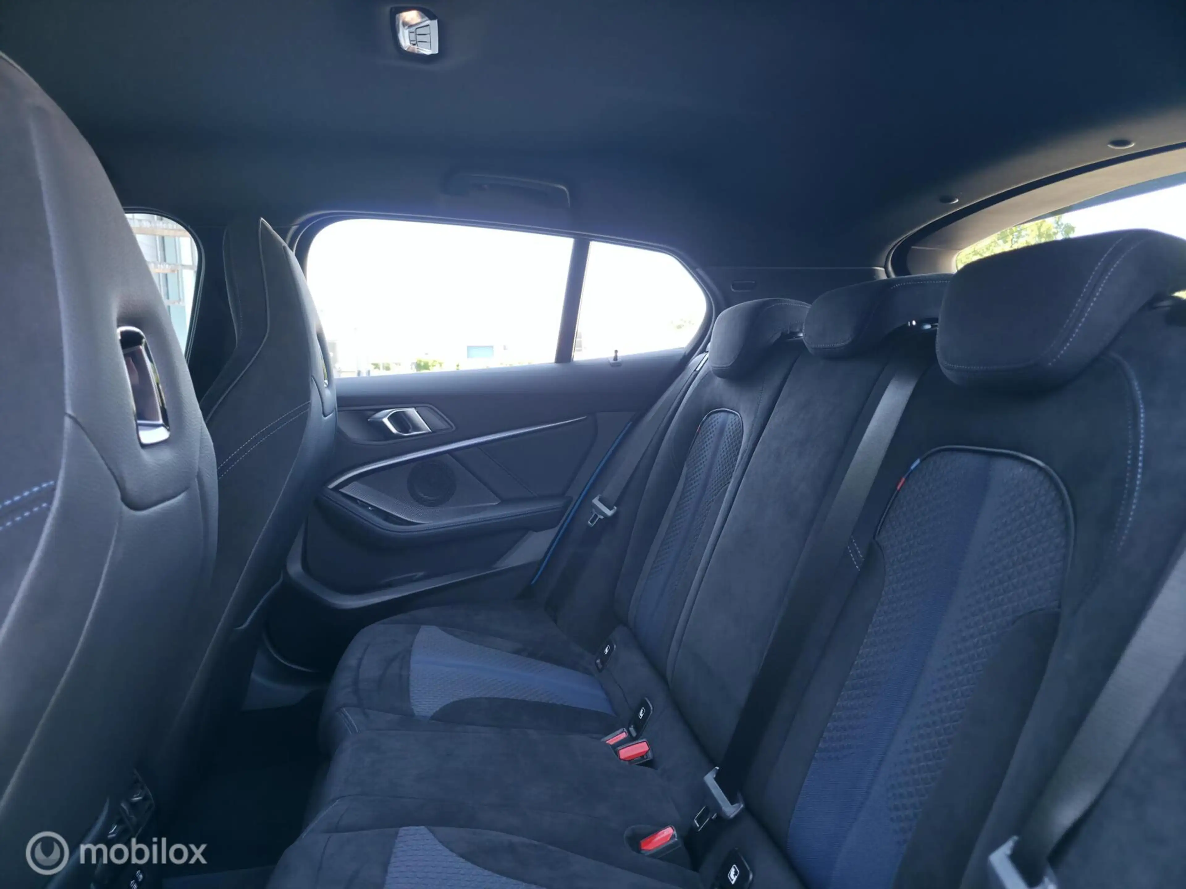 BMW 135 1-serie M135i xDrive / Navi / Carplay / Trekh. / 1 — photo 10