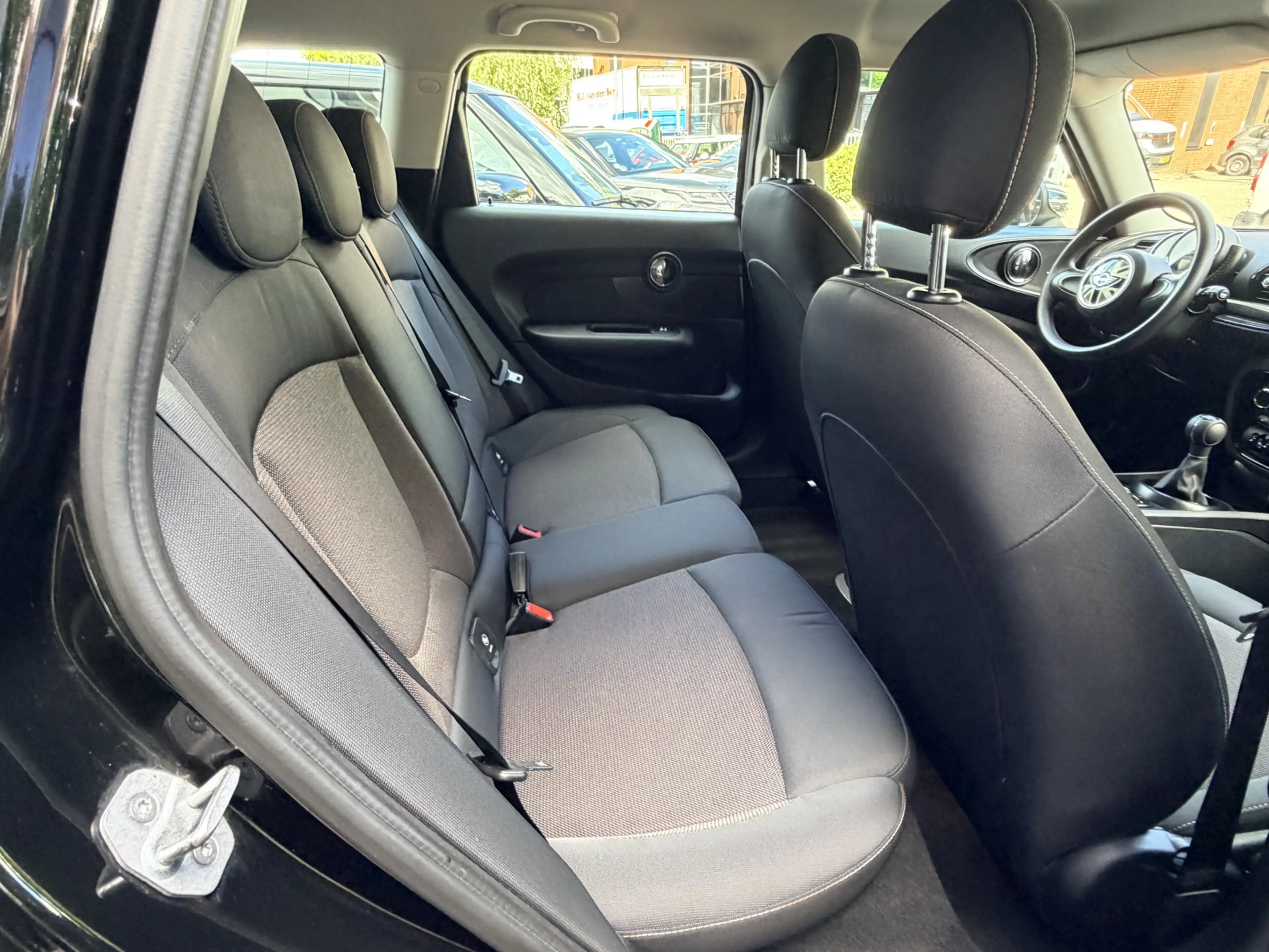 MINI One Clubman 1.5 Salt Business — photo 15