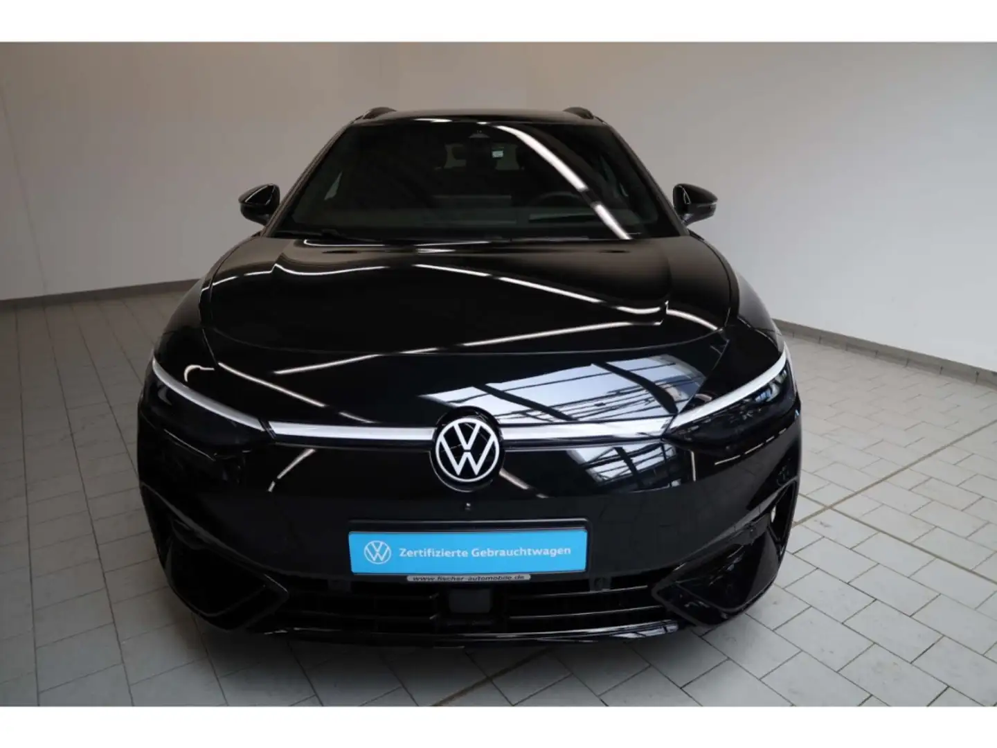 Volkswagen ID.7 Tourer Elektro Pro 77 kWh Schwarz - 2