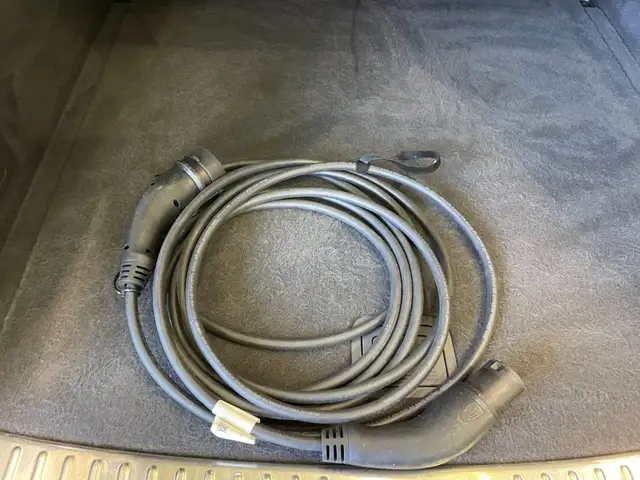 Porsche Cayenne view 10
