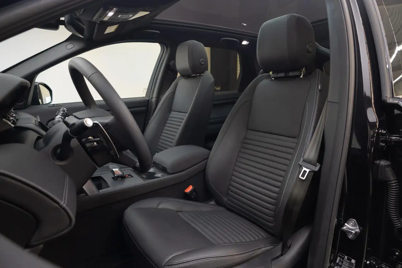 Land Rover Discovery Sport 1.5 P300e PHEV Dynamic SE | Drive Assist Pack | 5