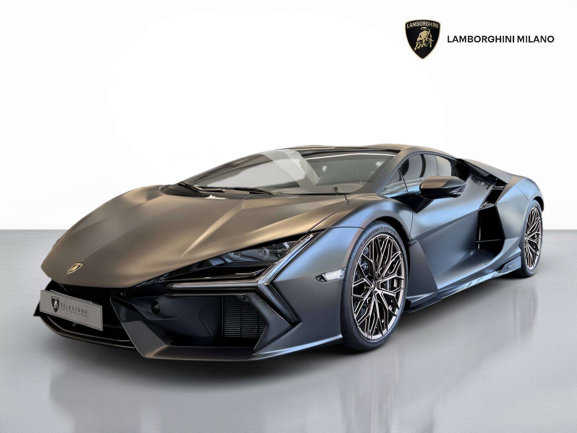 Lamborghini Revuelto