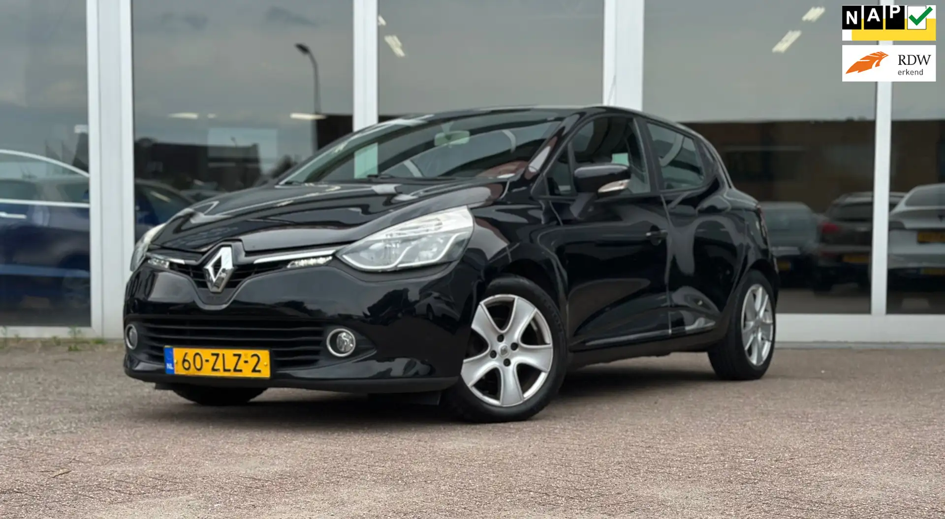 Renault Clio 0.9 TCe Expression Trekhaak Navi LM velgen Nieuwe Zwart - 1