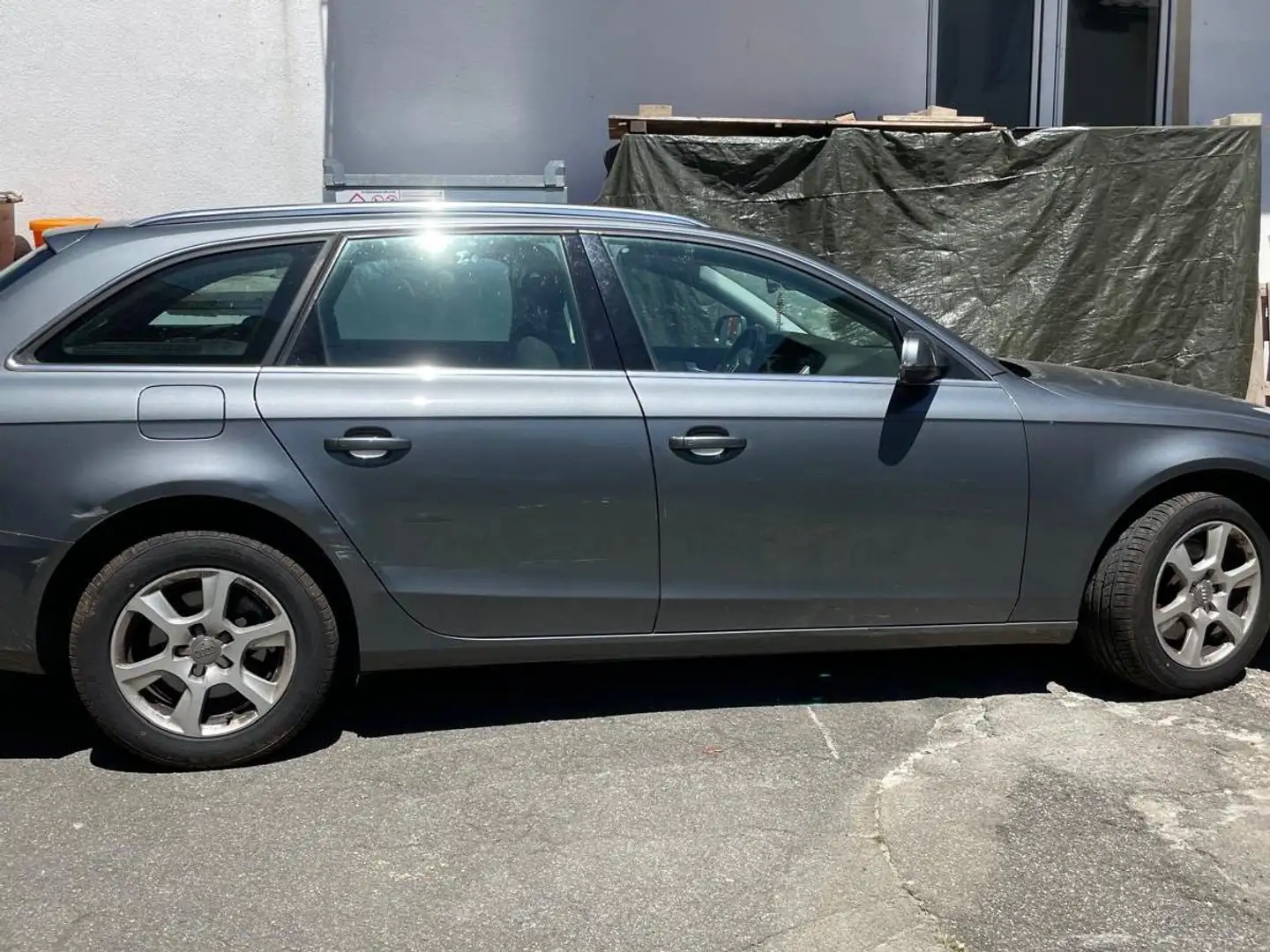 Audi A4 A4 Avant 2.0 TFSI Ambiente Grau - 2