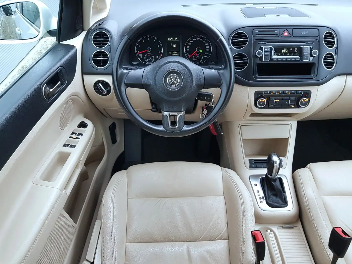 Volkswagen Golf Plus Comfortline (Automatik/Leder/Sthzng) Weiß - 2