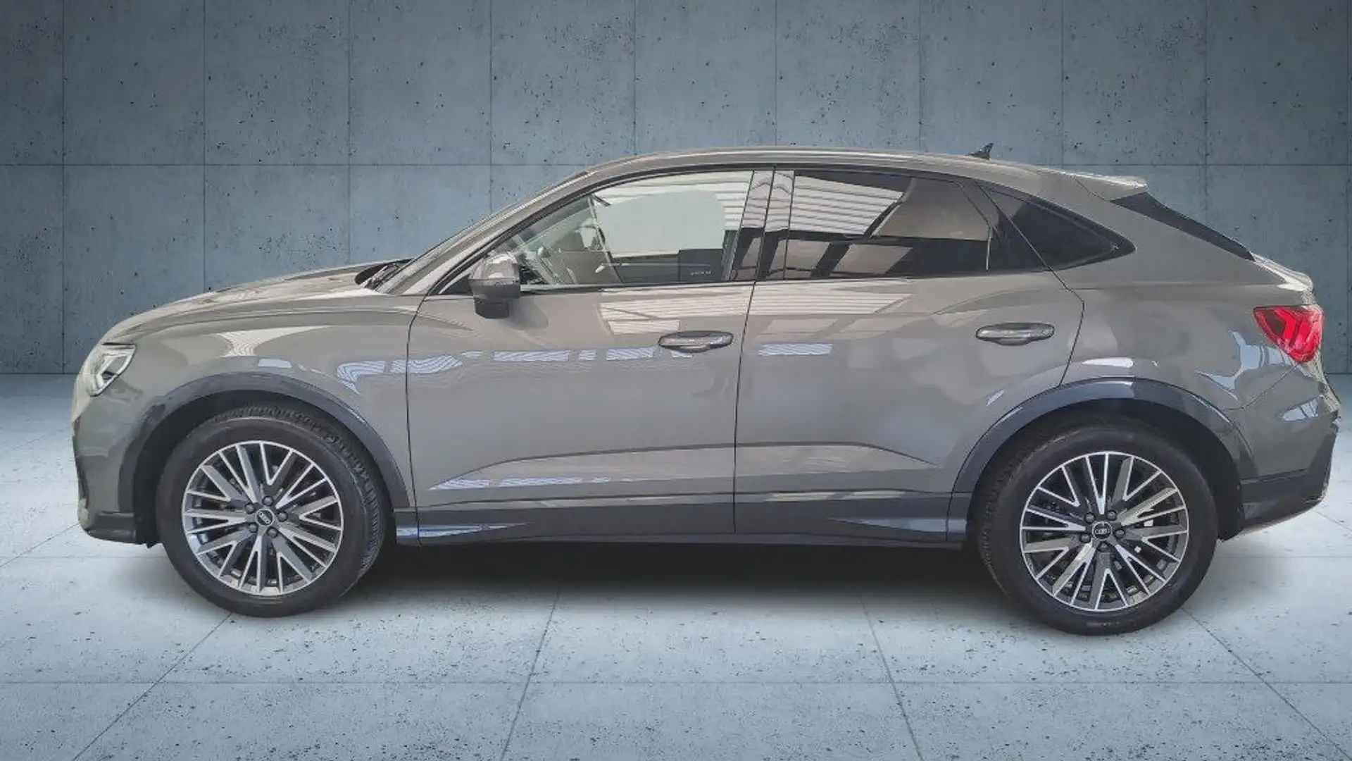 Audi Q3 SPB 35 TDI Quattro S tronic Grigio - 2
