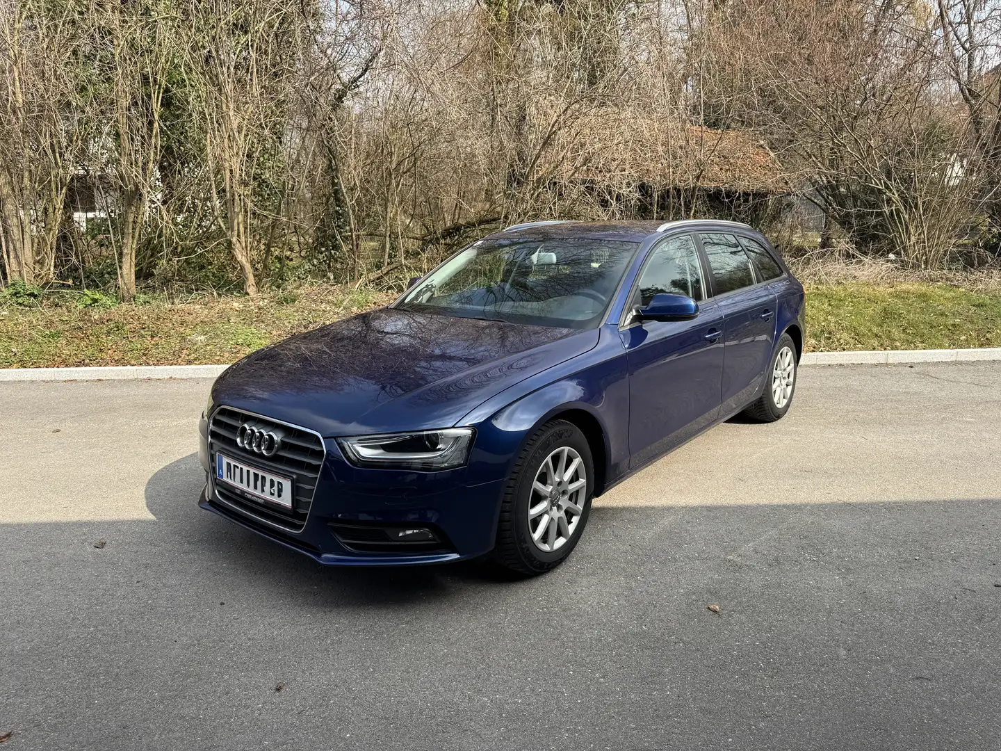 Audi A4 Avant 2,0 TDI Style Aut. - 1