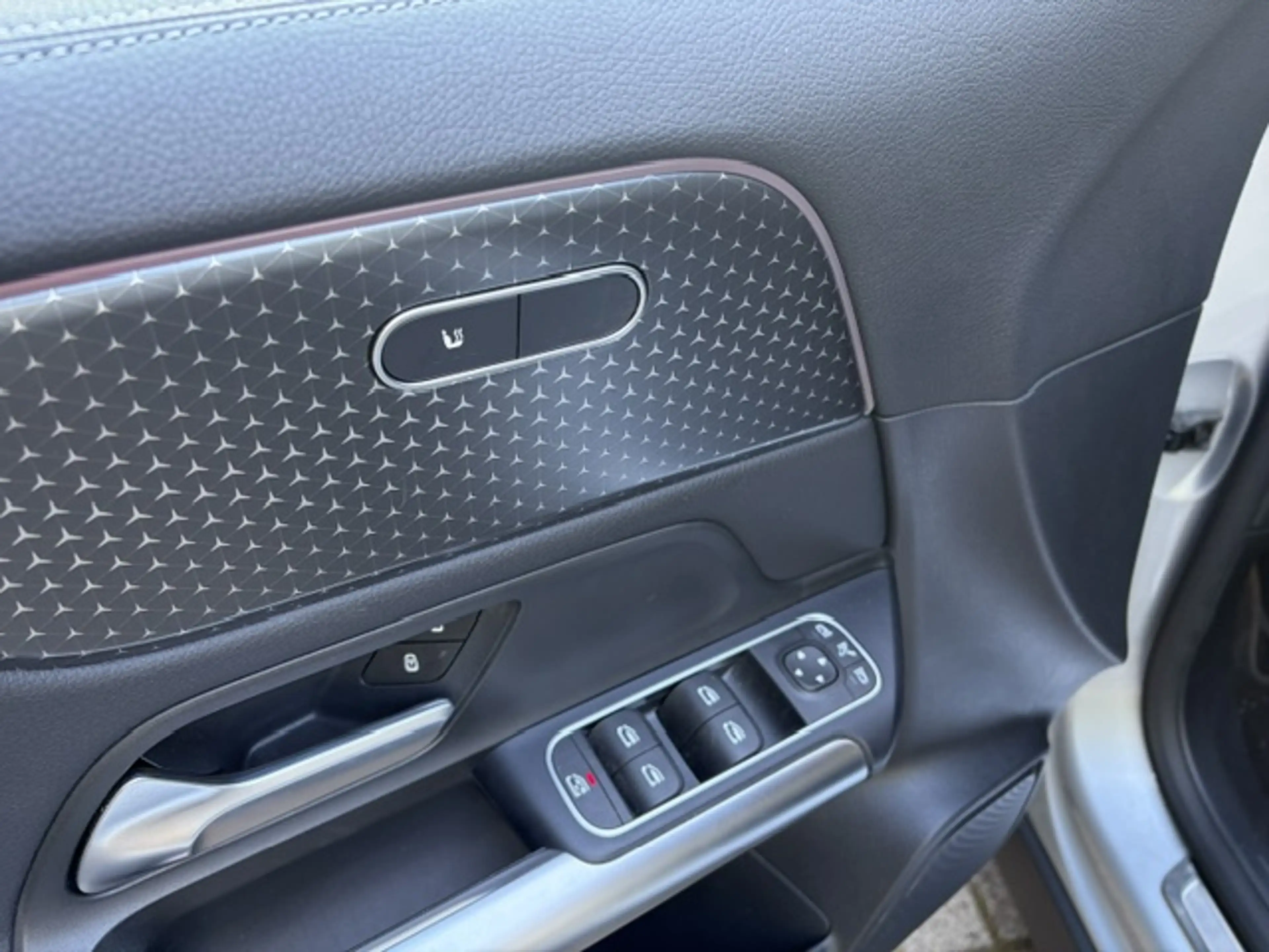 Mercedes-Benz EQA 250 EQA 250+  Luxury Line Distronic dodehoek camera spoorpak facelift model 2025.Led leder — photo 6