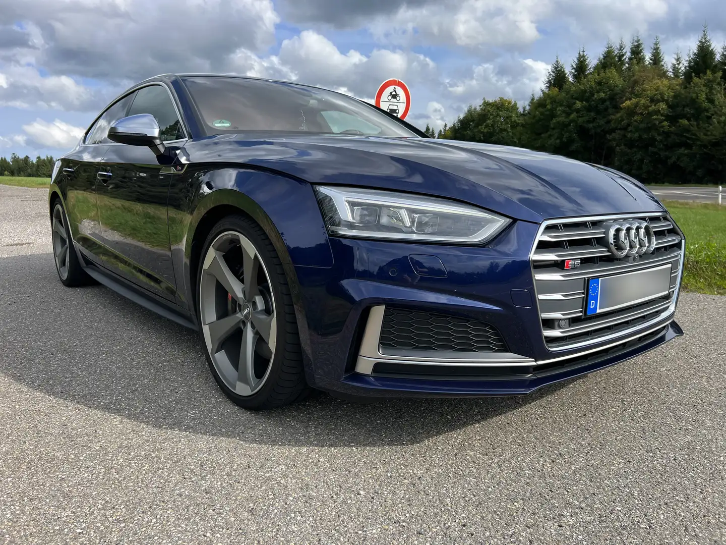 Audi S5 S5 Sportback 3.0 TFSI Matrix-LED Kamera 360 Blau - 1