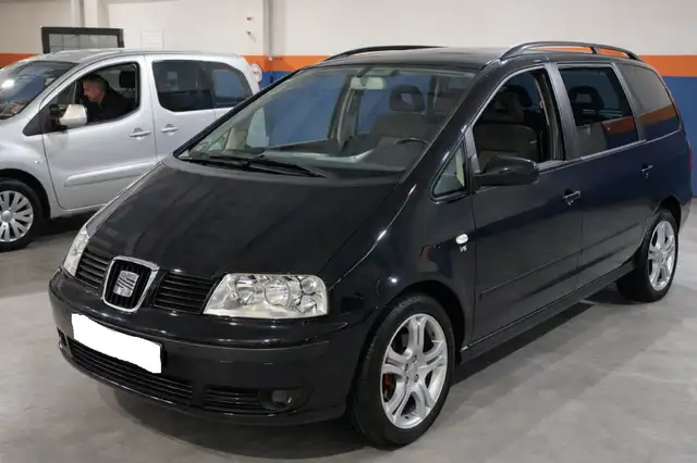 SEAT Alhambra 2.8 V6 Sport